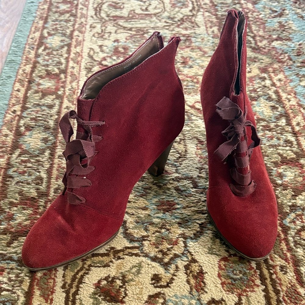 Adrienne Vittadini Burgundy Suede Lace-Up Ankle Boots